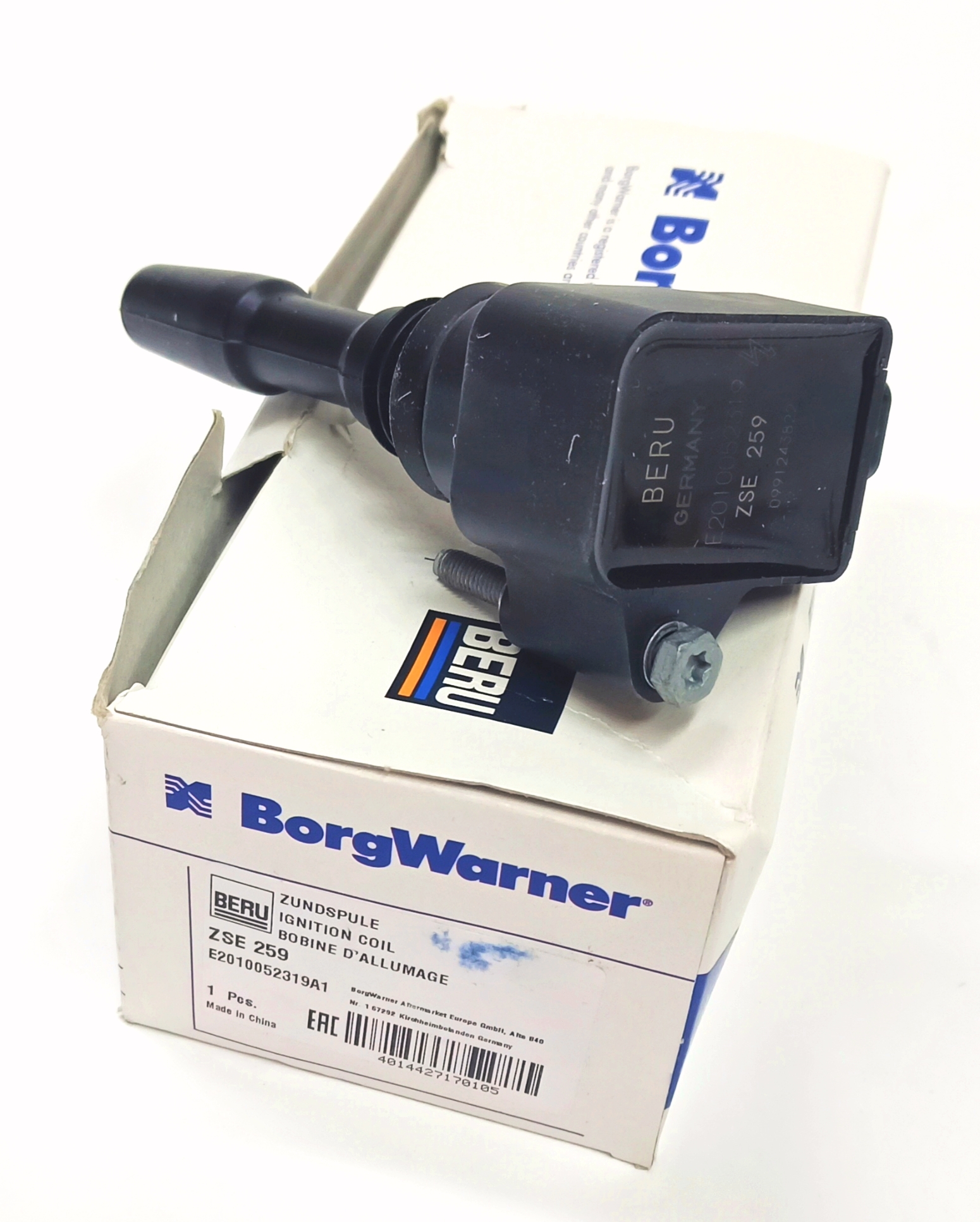 Катушка зажигания 3,0 л AJ20P6 (LR121788||BERU)