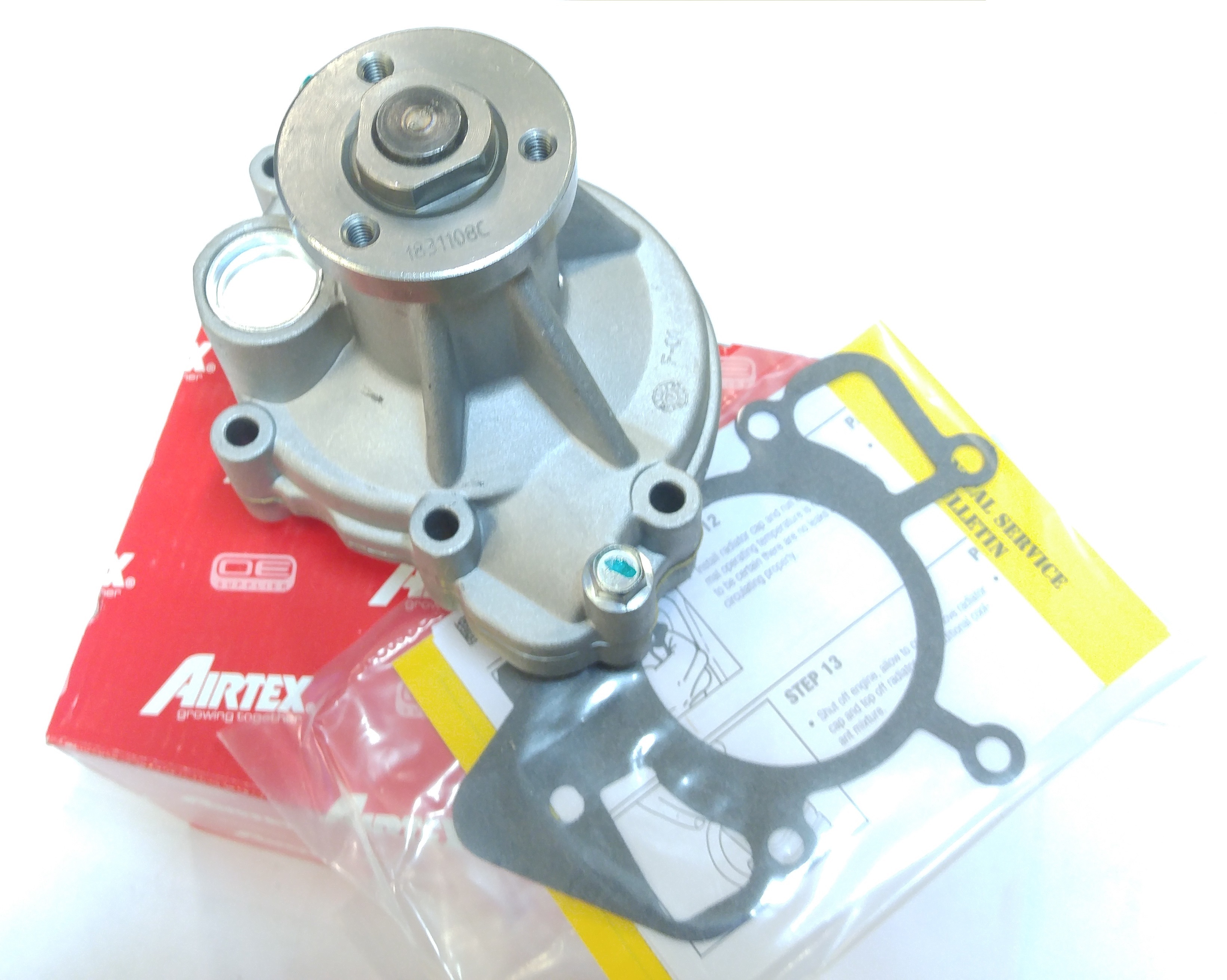 Помпа водяная 4.4 AJ/4,2 (4575902||AIRTEX)
