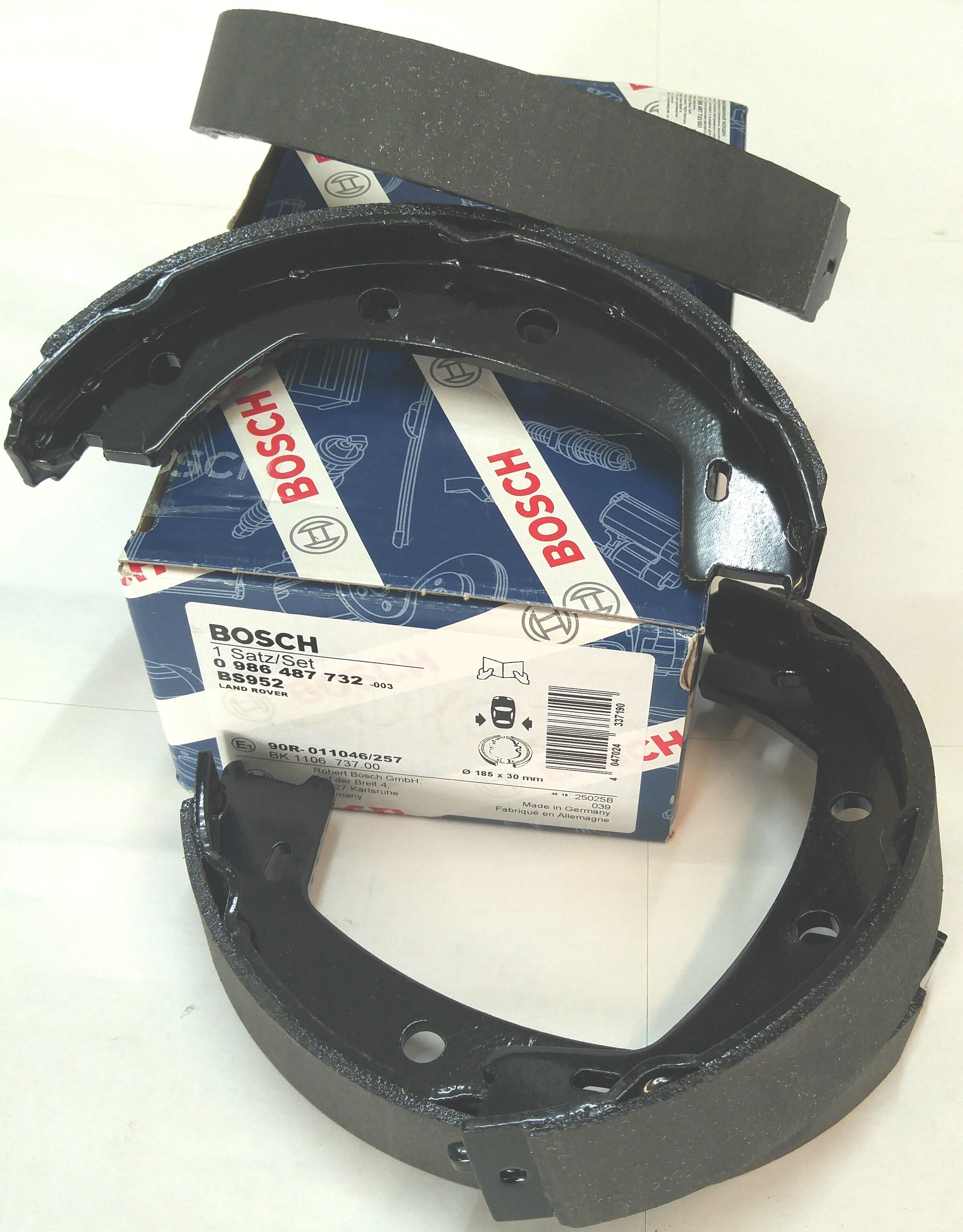 Колодки ручного тормоза FR2 (LR001020||BOSCH)