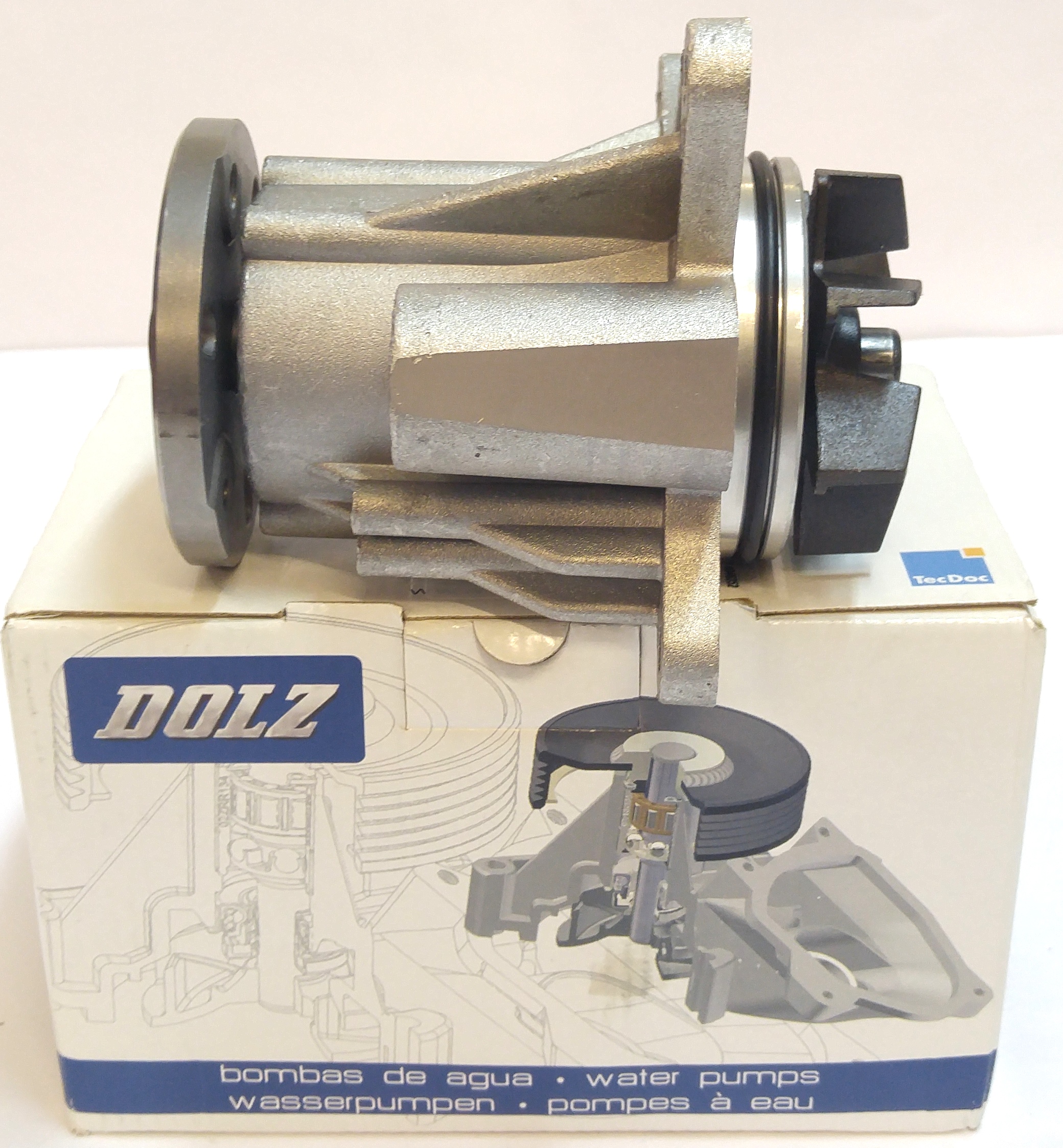 Помпа водяная D3/D4/RRS 3.0D (LR013164||DOLZ)