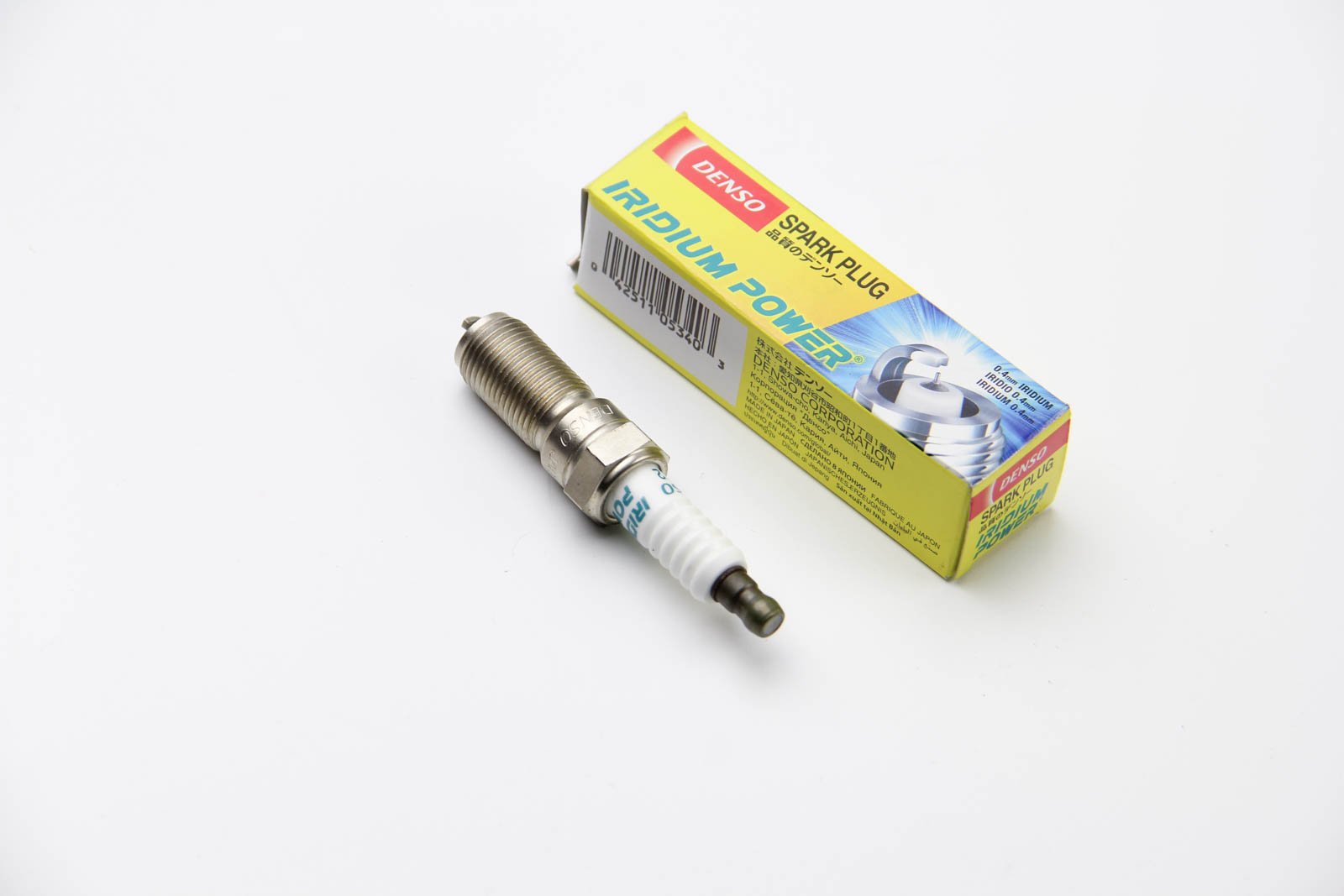 Свеча зажигания (иридиевая) 2.0 FR2/DS/EVOQUE (LR025605||DENSO)