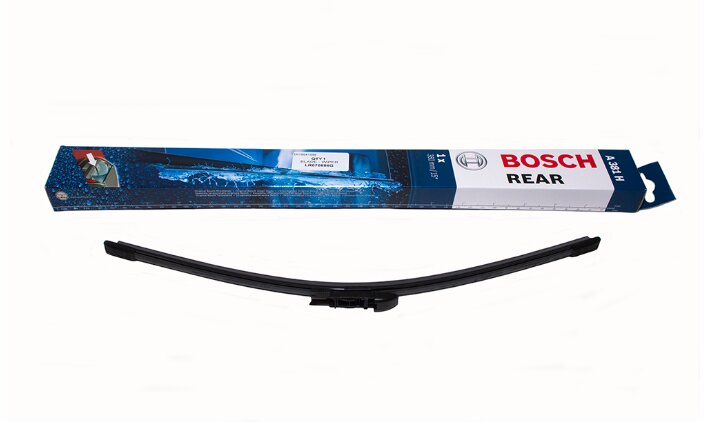 Щетка стеклоочистителя задняя RRS c 2014 - (LR070886||BOSCH)