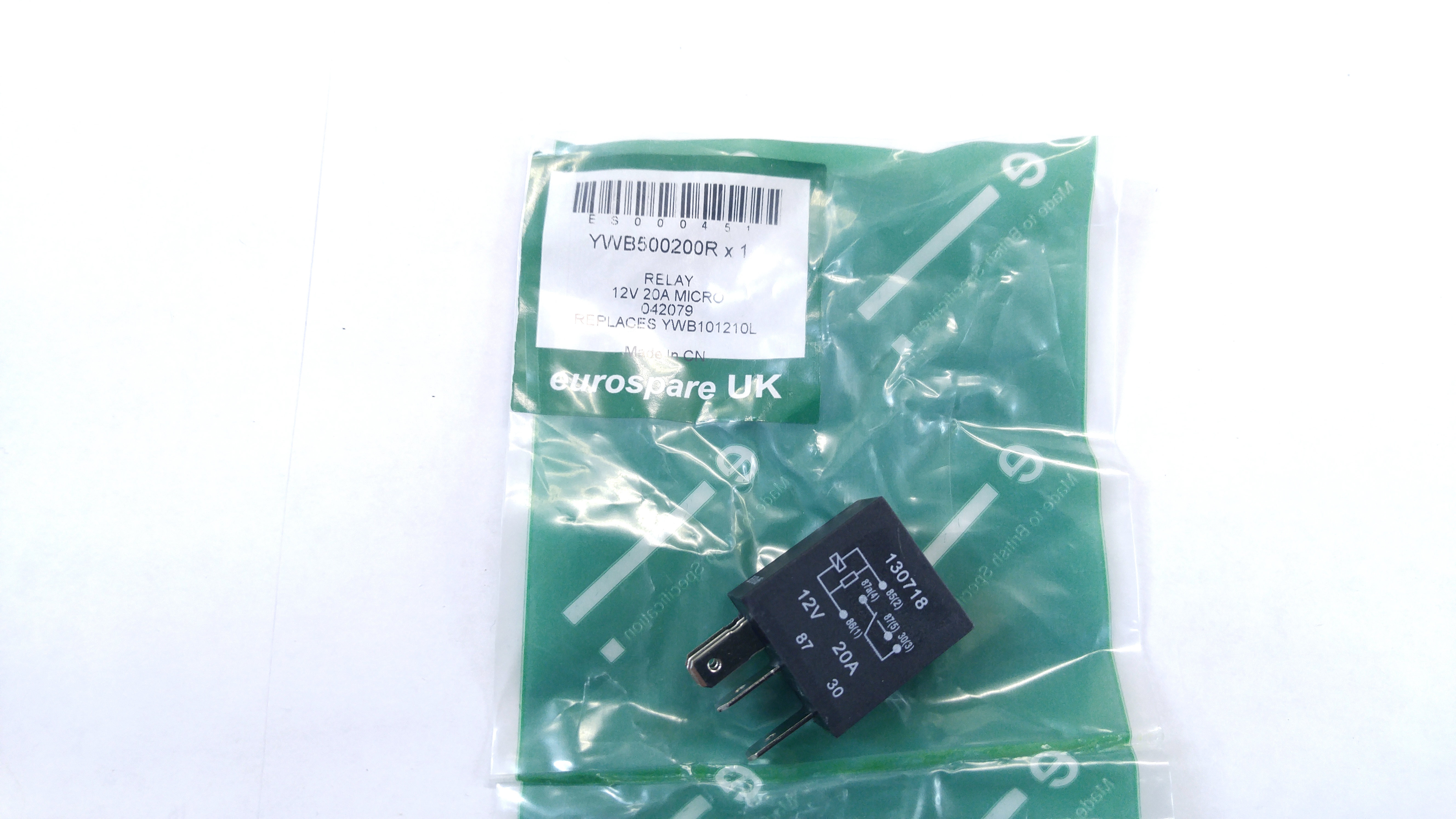 Реле 5 PIN 20A чёрное (YWB500200||EUROSPARE)